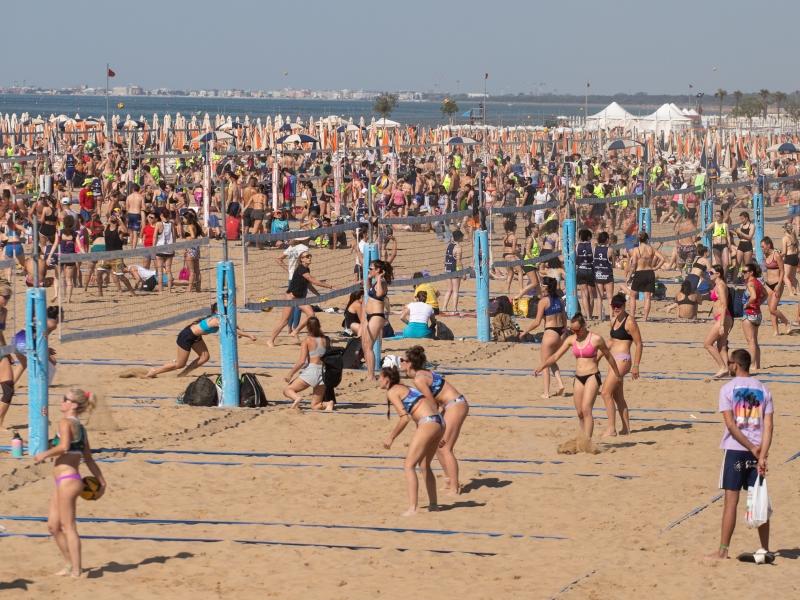 Le-regole-del-beach-volleyjpeg.jpg